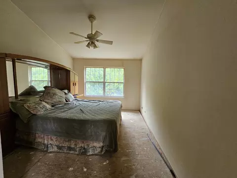 Bedroom - 6 Grandview Ct, Algonquin, IL 60102 photo 1 of 4