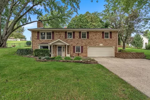 1522 25th St, Bettendorf, IA 52722