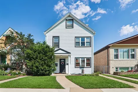 3541 N Neenah Ave, Chicago, IL 60634