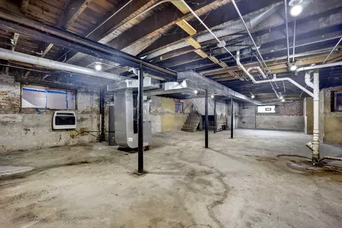 Other - 2525 E 72nd Pl, Chicago, IL 60649 photo 2 of 3