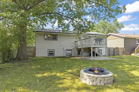Exterior - 3513 Laurel Ln, Hazel Crest, IL 60429 photo 4 of 6