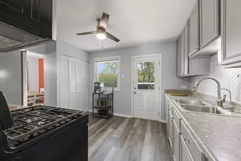 Kitchen - 3513 Laurel Ln, Hazel Crest, IL 60429 photo 3 of 3