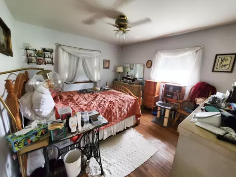Bedroom - 2893 E 777th Rd, Utica, IL 61373 photo 1 of 2