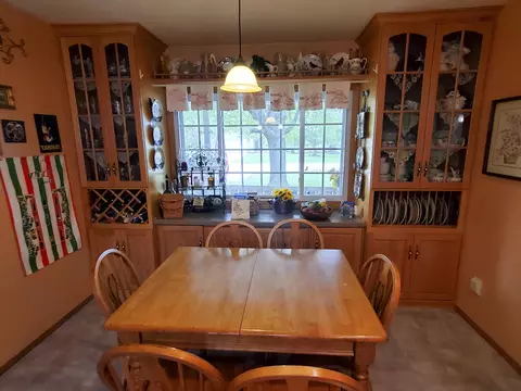 Dining - 2893 E 777th Rd, Utica, IL 61373 photo 1 of 1