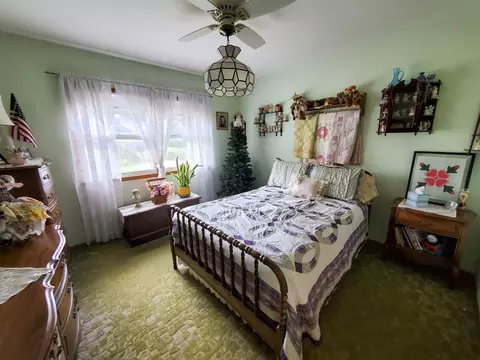 Bedroom - 2893 E 777th Rd, Utica, IL 61373 photo 2 of 2