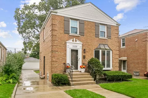 5320 S Oak Park Ave, Chicago, IL 60638
