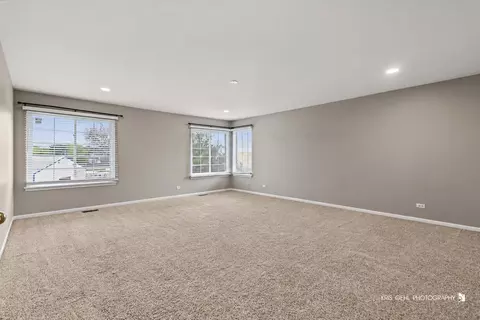 Other - 408 Pinehurst Ct, Gurnee, IL 60031 photo 4 of 14