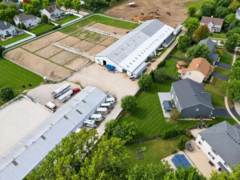 View/Area - 408 Pinehurst Ct, Gurnee, IL 60031 photo 5 of 6
