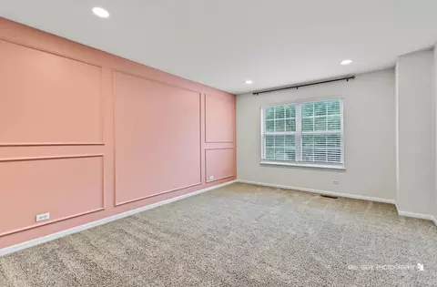 Bedroom - 408 Pinehurst Ct, Gurnee, IL 60031 photo 1 of 4