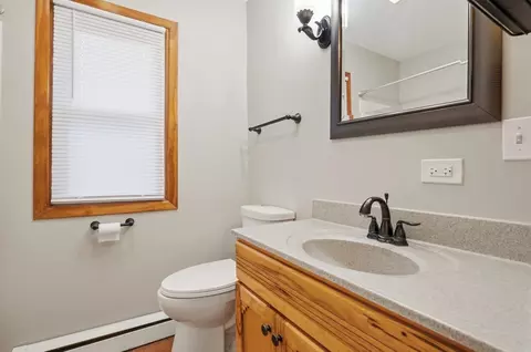Bath - 3008 Emily Ln, Mchenry, IL 60051 photo 1 of 2