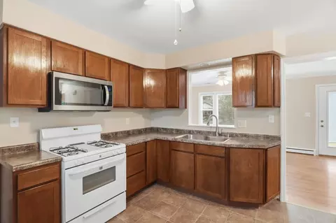 Kitchen - 3008 Emily Ln, Mchenry, IL 60051 photo 3 of 3
