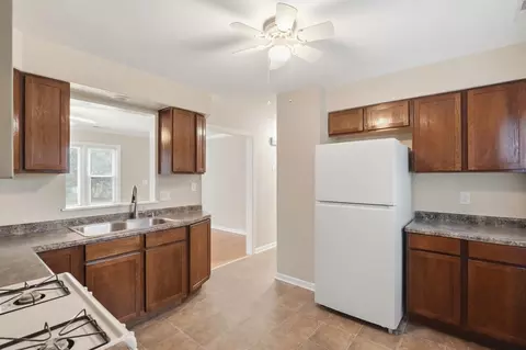 Kitchen - 3008 Emily Ln, Mchenry, IL 60051 photo 1 of 3