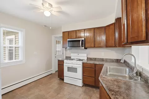Kitchen - 3008 Emily Ln, Mchenry, IL 60051 photo 2 of 3