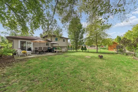 Exterior - 1501 Elm St, Wheaton, IL 60189 photo 3 of 4