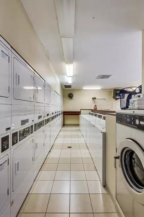 Other - 30 E Huron St #4008, Chicago, IL 60611 photo 13 of 27