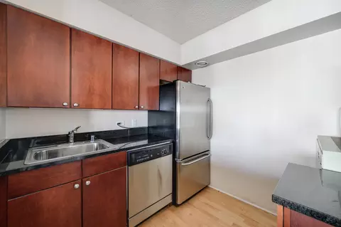 Kitchen - 30 E Huron St #4008, Chicago, IL 60611 photo 3 of 4