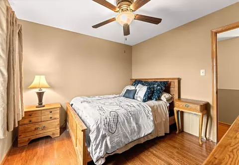 Bedroom - 7508 Locust Ln, Plainfield, IL 60586 photo 5 of 7