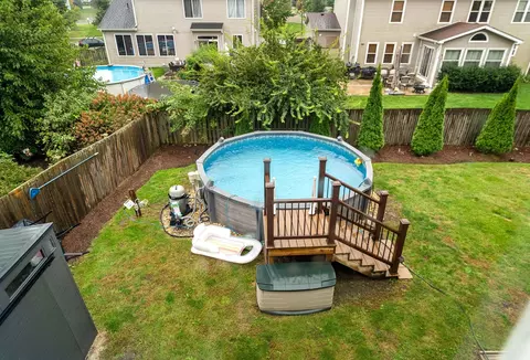 Exterior - 7508 Locust Ln, Plainfield, IL 60586 photo 3 of 7