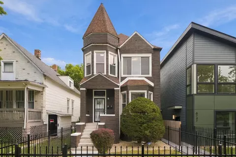 6743 S Langley Ave, Chicago, IL 60637