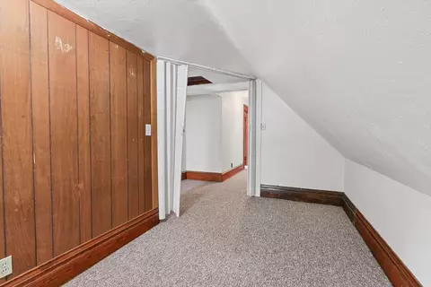Entry Way - 311 E Pells St, Paxton, IL 60957 photo 2 of 5