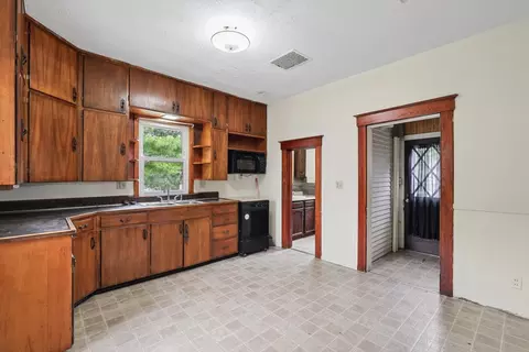 Kitchen - 311 E Pells St, Paxton, IL 60957 photo 2 of 3