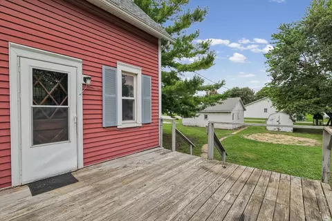 Exterior - 311 E Pells St, Paxton, IL 60957 photo 2 of 8