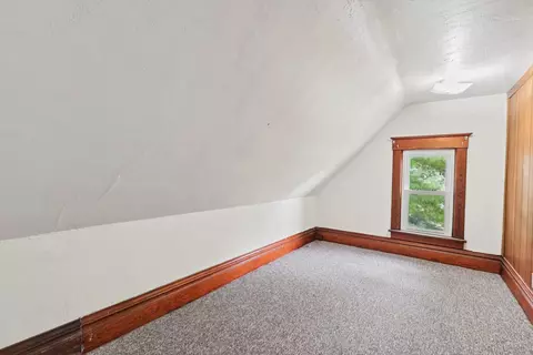 Bedroom - 311 E Pells St, Paxton, IL 60957 photo 4 of 7