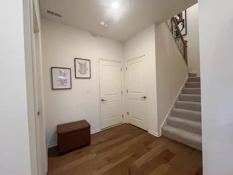 Entry Way - 1246 Draper Rd, Mchenry, IL 60050 photo 2 of 4
