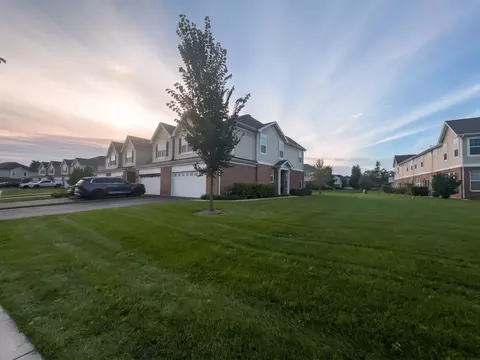Exterior - 1246 Draper Rd, Mchenry, IL 60050 photo 2 of 7