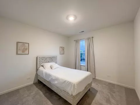 Bedroom - 1246 Draper Rd, Mchenry, IL 60050 photo 3 of 4
