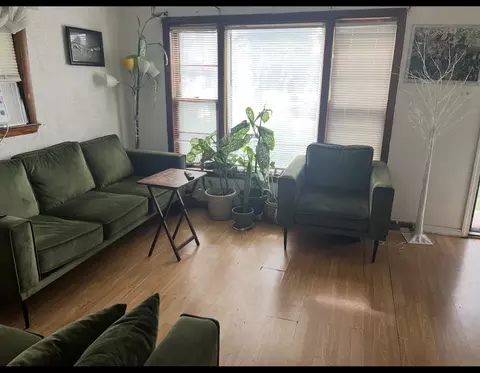 Living - Undisclosed, Dolton, IL 60419 photo 1 of 2