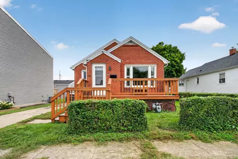 Exterior - 308 22nd Ave, Naplate, IL 61350 photo 2 of 7