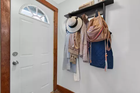 Entry Way - 308 22nd Ave, Naplate, IL 61350 photo 1 of 1