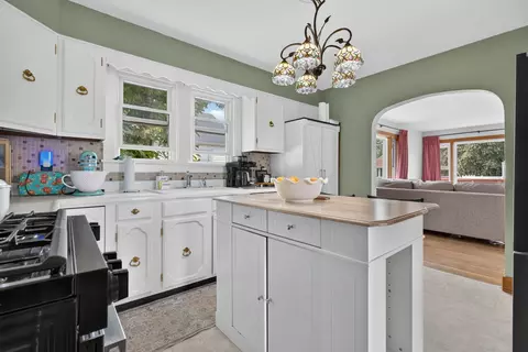 Kitchen - 308 22nd Ave, Naplate, IL 61350 photo 4 of 4