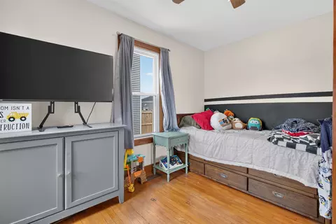 Bedroom - 308 22nd Ave, Naplate, IL 61350 photo 3 of 3