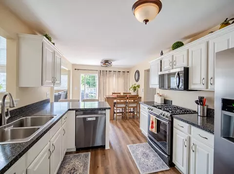 Kitchen - 7214 Sutherland Dr, Plainfield, IL 60586 photo 2 of 2