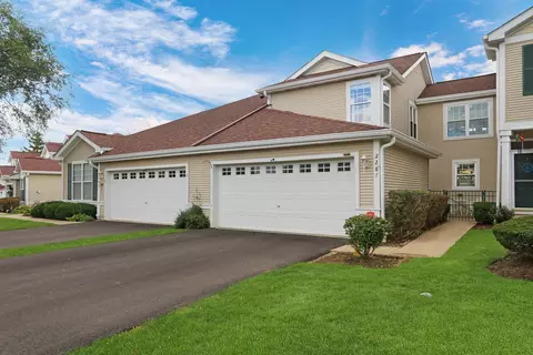 2287 W Bentley Ln, Round Lake, IL 60073
