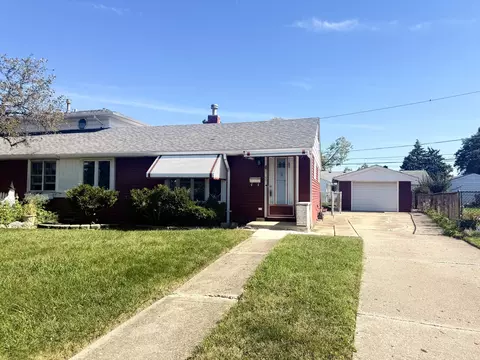 8803 S Kolin Ave, Hometown, IL 60456