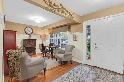 Entry Way - 1656 Penny Ln, Bartlett, IL 60103 photo 1 of 6