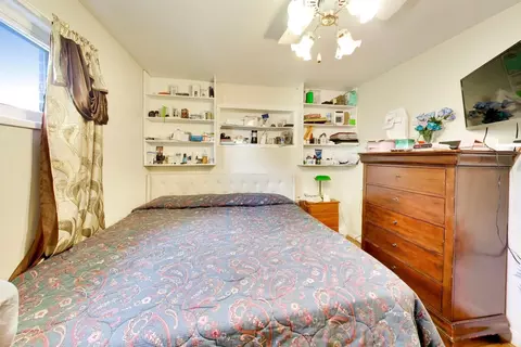 Bedroom - 336 E Alden Dr, Addison, IL 60101 photo 4 of 6