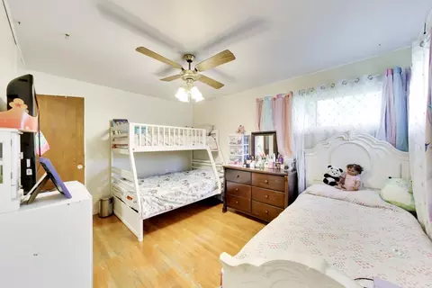 Bedroom - 336 E Alden Dr, Addison, IL 60101 photo 2 of 6