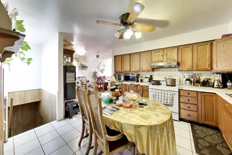 Kitchen - 336 E Alden Dr, Addison, IL 60101 photo 2 of 2