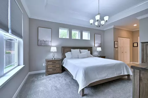 Bedroom - 768 Eagle Ct, Addison, IL 60101 photo 1 of 5