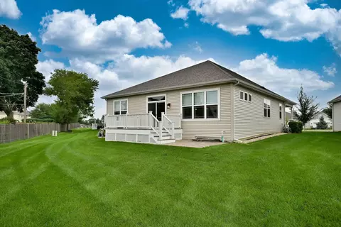 Exterior - 768 Eagle Ct, Addison, IL 60101 photo 7 of 9
