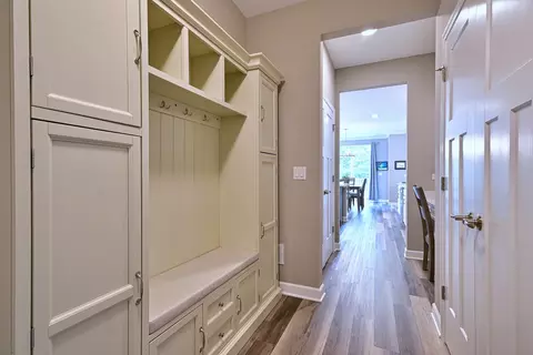 Entry Way - 768 Eagle Ct, Addison, IL 60101 photo 5 of 5