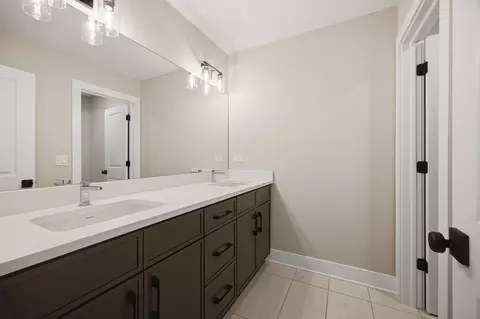 Bath - 12412 Limerick Ln, Plainfield, IL 60585 photo 5 of 6