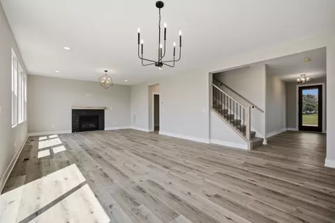 Living - 12412 Limerick Ln, Plainfield, IL 60585 photo 5 of 7