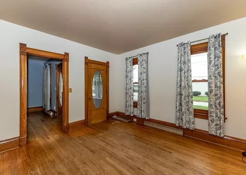 Living - 545 Exchange St, Geneseo, IL 61254 photo 4 of 4