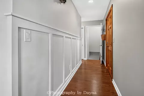 Entry Way - 2833 River Rd, Kankakee, IL 60901 photo 2 of 4
