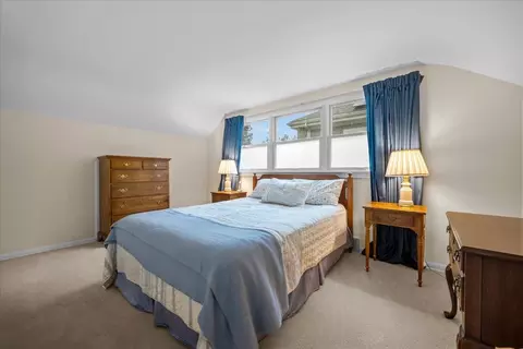 Bedroom - 1122 Osterman Ave, Deerfield, IL 60015 photo 3 of 4